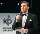Markus Schimpp als Moderator auf einer Gala in Kassel